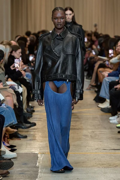Look 36